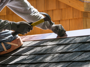 Do You Need Roof Leak Repairs in Pearland Right Away?